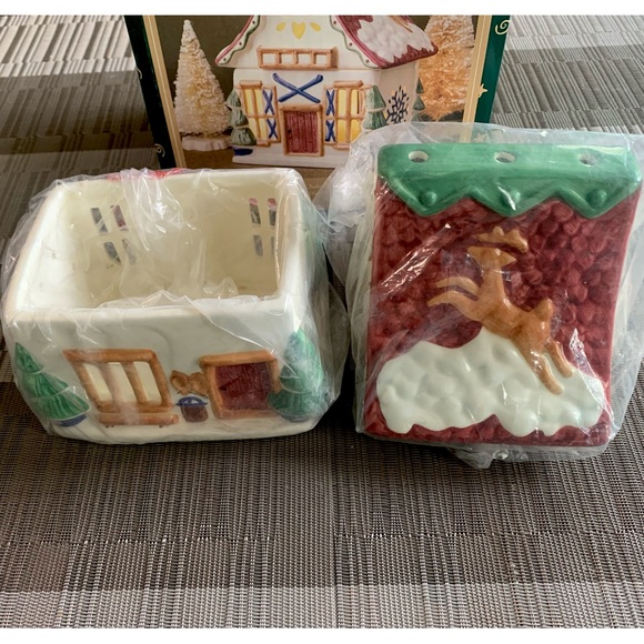 Pfaltzgraff Nordic Christmas Ski Chalet Holiday Decor Candle Tea Light House NEW - Picture 7 of 8